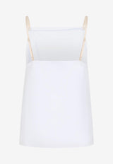 توب بلا أكمام بقَصة مُستقيمة