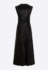 فستان طويل من الساتان