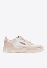 Autry Medalist Low Super Vintage Leather Sneakers Pink AVLWSV45_6ff9b93c-ca18-45bf-a6e6-7909def98ef1