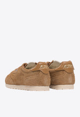 Autry Windspin Low-Top Suede Sneakers Camel WSLWPB04_ef3650f5-d55a-402c-8d42-45c73f068057