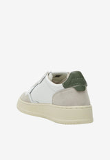 Autry Medalist Low-Top Sneakers in Leather and Suede White AULMLS17/T_AUTRY-LS17