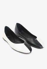 Ovalo Two-Tone Ballet Flats