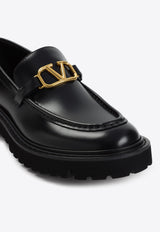 VLogo Signature Leather Loafers