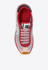 سنيكرز كوشن بياقة منخفضة بشعار الماركة