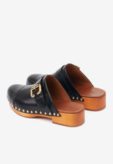 Chloé Jeannette 40 Shiny Leather Clogs Black CH25A12ZLT001
