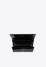 Chloé Iconic Logo Chain Clutch in Patent Leather Black CHC25SP485O68001 Black