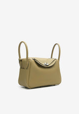 Lindy 26 in Dune Taurillon Clemence with Palladium Hardware