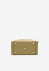 Lindy 26 in Dune Taurillon Clemence with Palladium Hardware