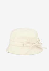 Jacquemus Gadjo Knotted Bucket Hat White 223AC0015001110_aabbd38a-5226-4db2-817b-1ef8291d0bfc