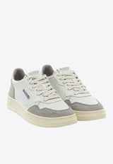 Autry Medalist Low-Top Sneakers White AULMFT01_72f98526-7e5c-4e54-a86b-617949915a46