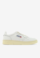 Autry Medalist Low-Top Sneakers White AULMLL15_86c70fda-2bc7-48ad-b973-8e72e5d7ed8b