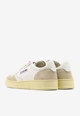 Autry Medalist Low-Top Sneakers White AULMLS33_c5d40276-77c5-4f0b-9d77-6eb664adcb63