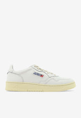 Autry Medalist Low Sneakers White AULMLL15_95e8b5f1-2459-4755-b414-77820c4ad66e
