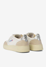 Autry Medalist Low Sneakers White AULWLS74_4b604356-93a7-4655-ba1f-f25db3742f47