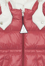 Moncler Kids Babies Logo Patch Down Jacket Pink MAIRE-B1A00033-597Z8559_0c9cae94-6c29-45a1-8ef7-6a928bb80d18