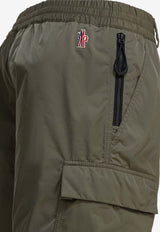 Moncler Grenoble Logo Patch Cargo Pants Green 2A00001-U5988K823_058ef416-902e-4ee8-995c-854850897b83
