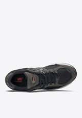 New Balance 2002R Low-Top Sneakers in Raven with Black ML2002RB Black