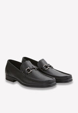 Salvatore Ferragamo Gancini Ornament Loafers in Calf Leather Black 029392 GRANDIOSO 642848 NERO