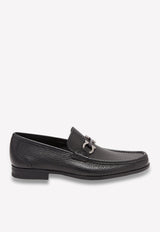 Salvatore Ferragamo Gancini Ornament Loafers in Calf Leather Black 029392 GRANDIOSO 642848 NERO