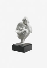 Lladró Love’s Bond Mother Porcelain Figurine White 1009224