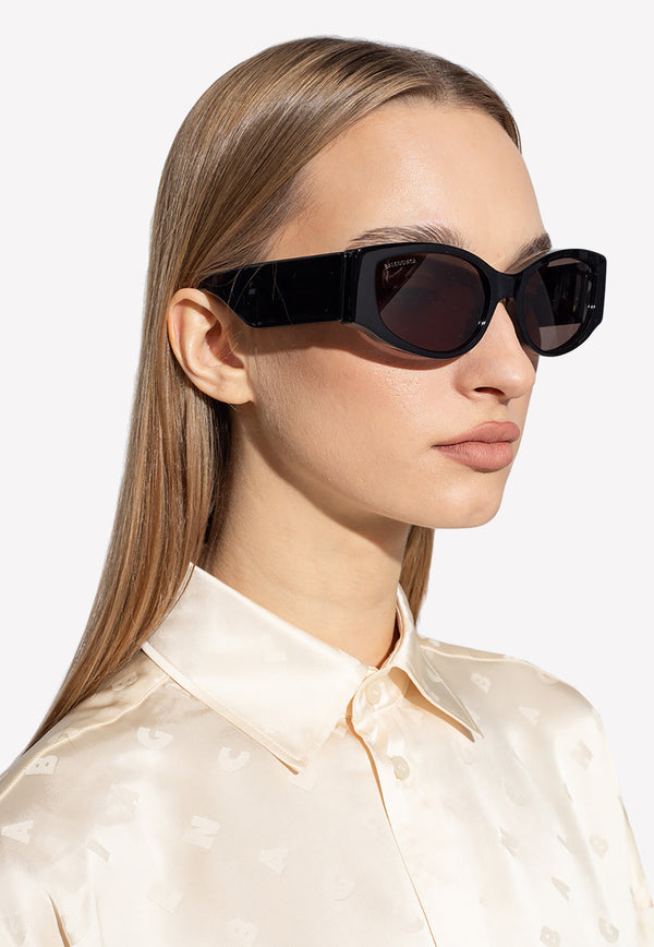 Balenciaga D-Frame Logo Sunglasses  Black 725186 T0039-1000