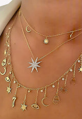 قلادة سويت كولكشن من الذهب الأصفر عيار 18 قيراط مع الألماس الأبيض