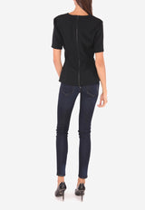 بلوزة بحاشية منفوشة