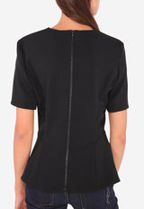 بلوزة بحاشية منفوشة