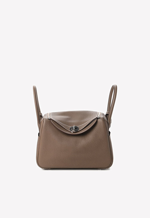 Hermès Lindy 26 in Etoupe Taurillon Clemence Etoupe L26ETCPHW