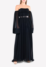 فستان طويل من الحرير بأكتاف متدلية