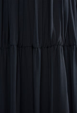 فستان طويل من الحرير بأكتاف متدلية