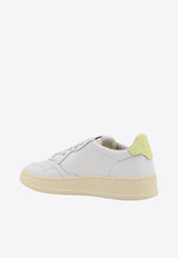 Autry Medalist Low-Top Sneakers White AULWLL58_YELLOW