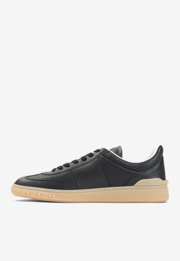 Upvillage Low-Top Sneakers