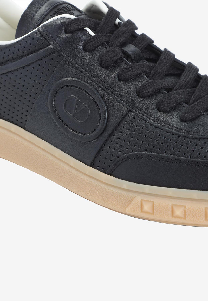 Upvillage Low-Top Sneakers