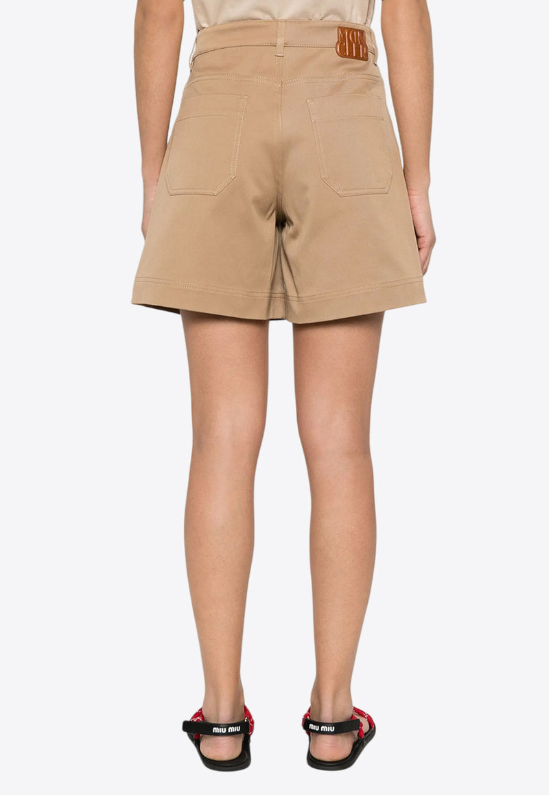 Moncler Logo Patch Mini Shorts Beige K10932B0000359858_235