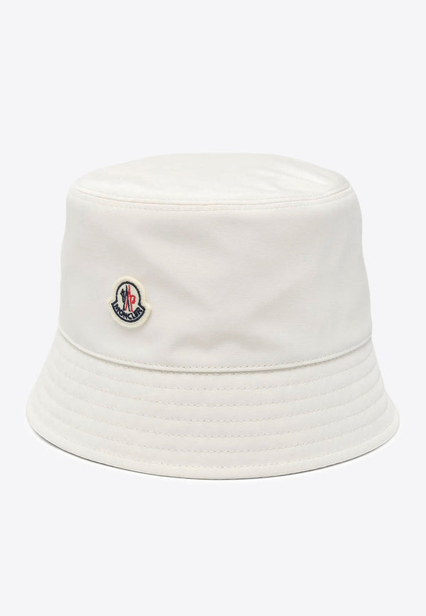 Moncler Logo Patch Bucket Hat White K10933B000255983X_050