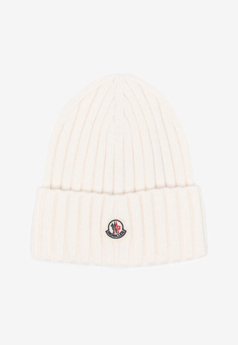 Moncler Logo Patch Ribbed Wool Beanie Ivory K20933B00036A9327_030