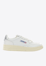 Autry Medalist Low Leather Sneakers White AULW-LL05_a732b5d8-b2fc-4f8b-b33e-dca701678f39