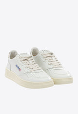 Autry Medalist Low Leather Sneakers White AULW-LL06_1b5d5704-c3a5-4aa8-a62f-c5d4da14f77a