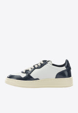 Autry Medalist Leather Low-Top Sneakers Blue AULWRT06_2c36d6ef-ec0a-4761-a8f0-a9bd391bc9d2