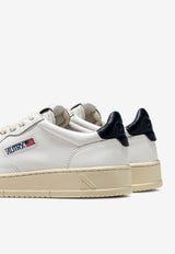 Autry Medalist Low-Top Sneakers White AULMLL_12