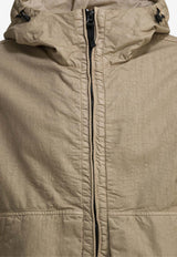 Stone Island Logo Technical Zip-Up Jacket Beige 4100053S0069V009A_1e77e0a9-346f-47f5-be8d-6534001d75d6
