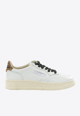 Autry Medalist Low Sneakers White AULWOC01_88d1c0f3-a19f-411b-a2a9-05a95213484f