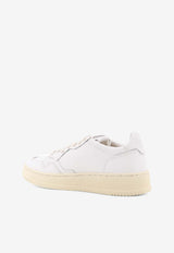Autry Medalist Low-Top Sneakers White AULWLL15WHTWHT_White_29842137