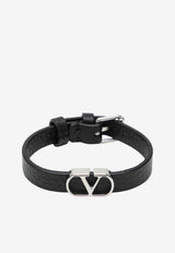 Valentino Garavani Grained Leather Buckle Bracelet 7Y2J0X63AVU/R_VALE-0NO_100-U