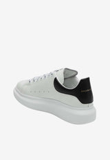 McQueen Oversized Low-Top Sneakers White 553680WIAIG/T_ALEXQ-9061