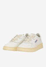 Autry Medalist Low-Top Leather Sneakers White AULM-LL-15