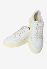 Autry Medalist Low-Top Leather Sneakers White AULM-LL-27