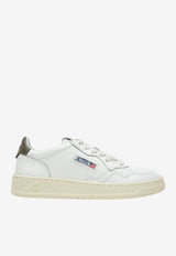 Autry Medalist Low-Top Sneakers in Leather White AULMLL28/T_AUTRY-LL28
