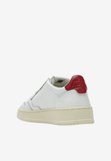 Autry Medalist Low-Top Sneakers in Leather White AULWLL33/T_AUTRY-LL33